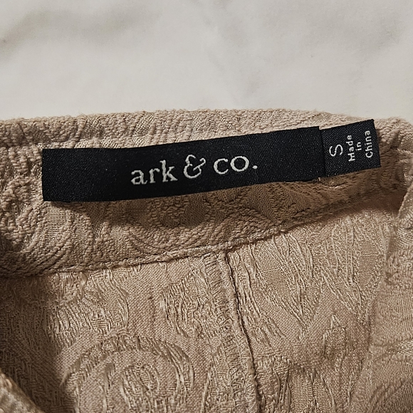 Ark & Co Textured Tan Jacket - Picture 3 of 5